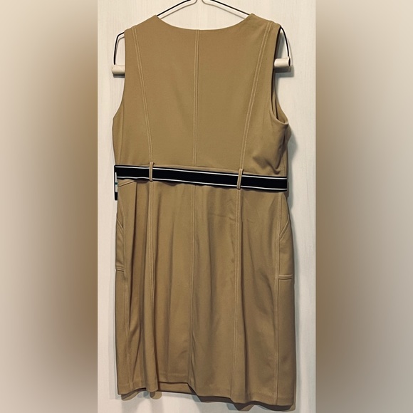 NWT Tommy Hilfiger Women’s sz 16 sleeveless, collarless, front zipper dress - Picture 2 of 13